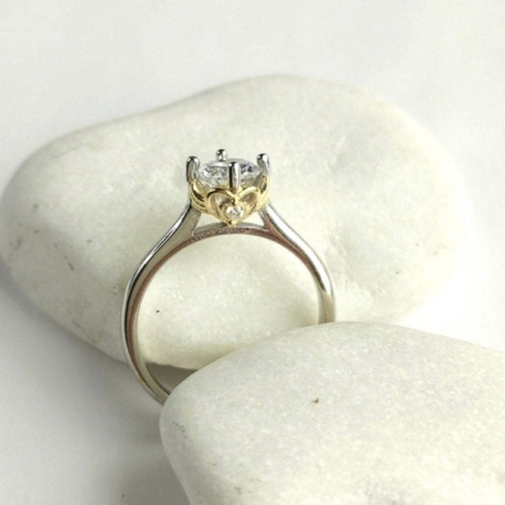 Heart And Star CZ Solitaire cathedral Set Ring Sterling Silver Size 7
